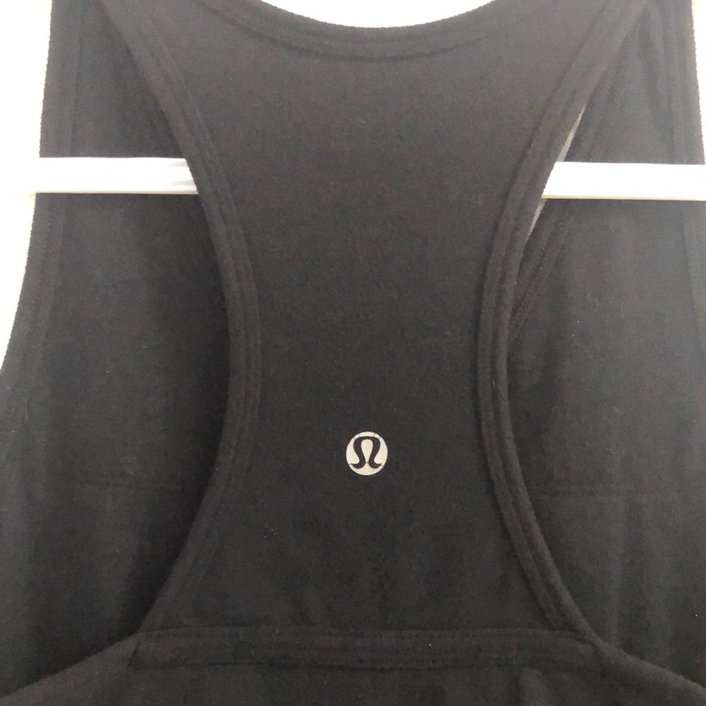 Lululemon Athletics Top Crossover Front T-back Size 10 Pre-loved Condition Black